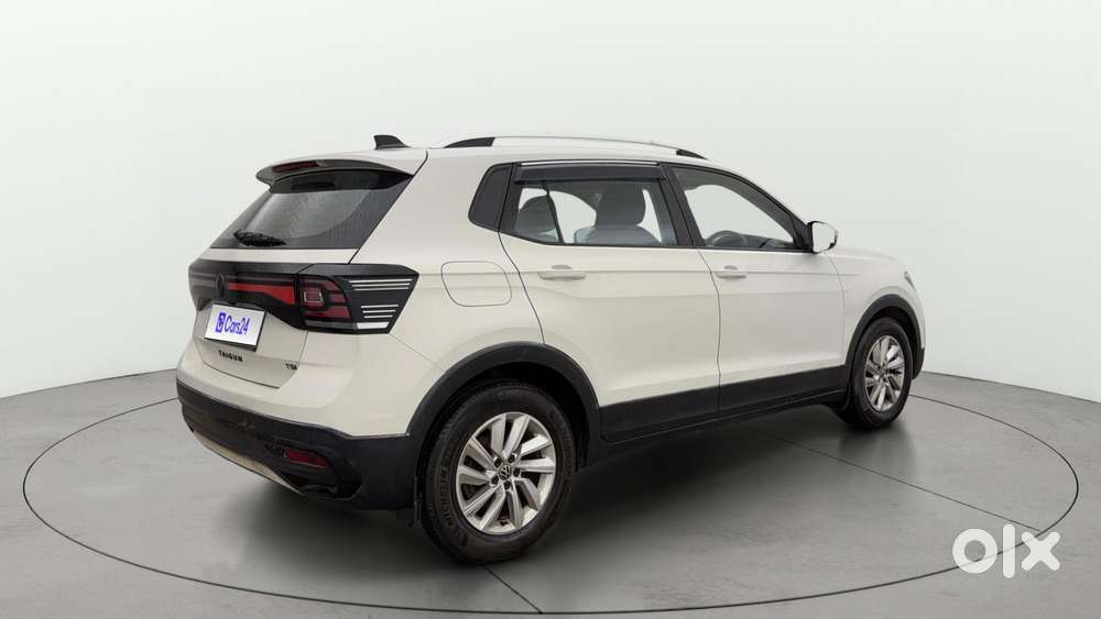 Volkswagen Taigun 1.0 Tsi Highline At, 2022, Petrol
