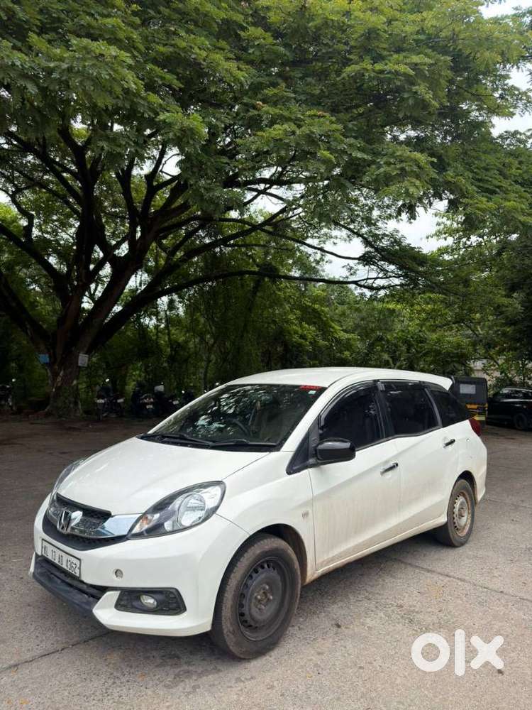 Honda Mobilio 1.5 E I-vtec Mt, 2014, Petrol