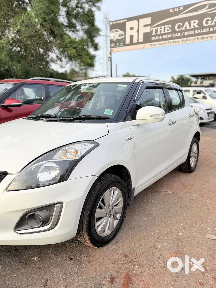 Maruti Suzuki Swift Zdi Plus, 2015, Diesel