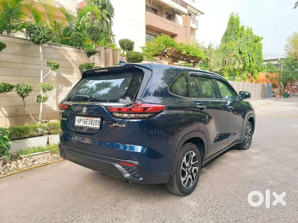 Maruti Suzuki Invicto Alpha Plus 2025