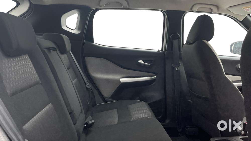 Nissan Magnite 1.0 Xv, 2021, Petrol