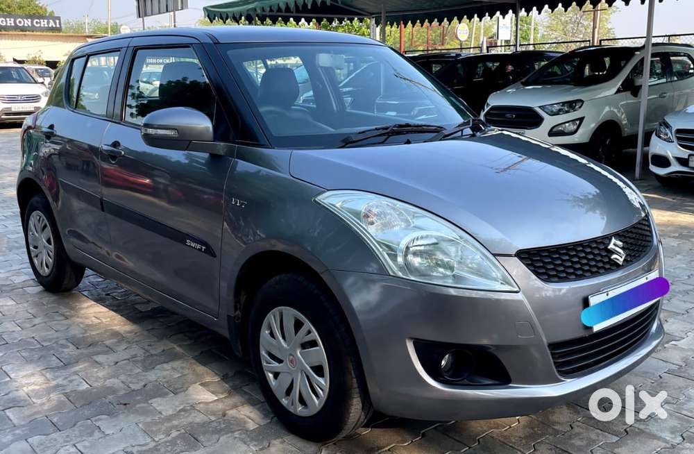 Maruti Suzuki Swift Vxi + Manual, 2014, Petrol
