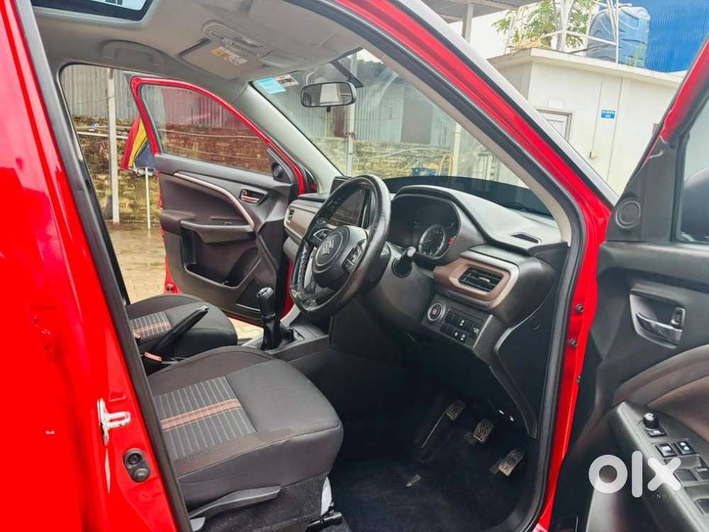Maruti Suzuki Brezza 1.5 Zxi Smart Hybrid, 2024, Petrol