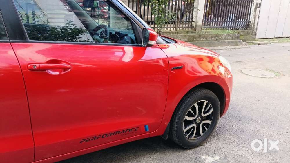 Maruti Suzuki Swift Vxi Glory Limited Edition, 2023, Petrol