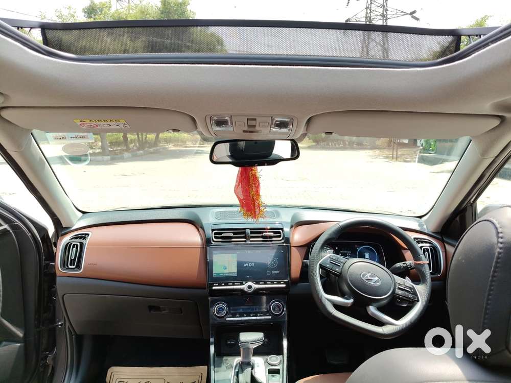 Hyundai Alcazar 2.0 Signature (o) Petrol At 7 Str, 2023, Petrol