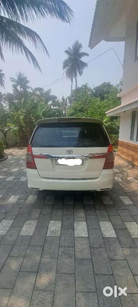 Toyota Innova 2007 Diesel 400000 Km Driven