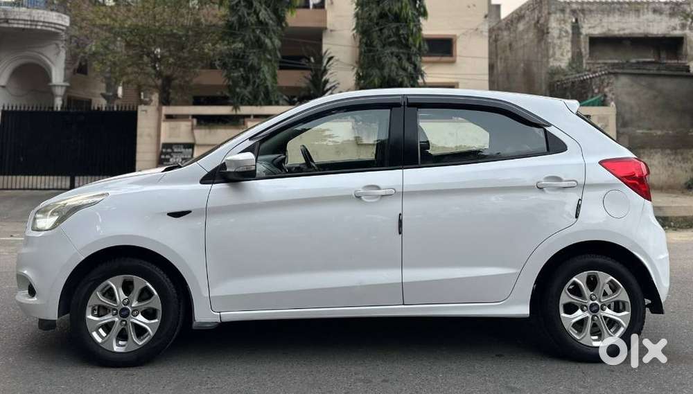 Ford Figo Petrol Titanium, 2017, Petrol