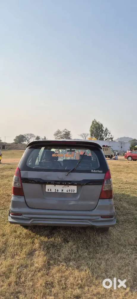 Toyota Innova 2010 Diesel 278000 Km Driven