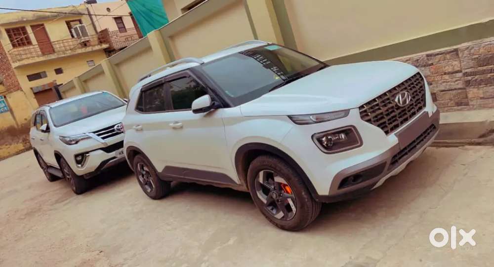 Hyundai Venue 2021 Diesel 106000 Km Driven