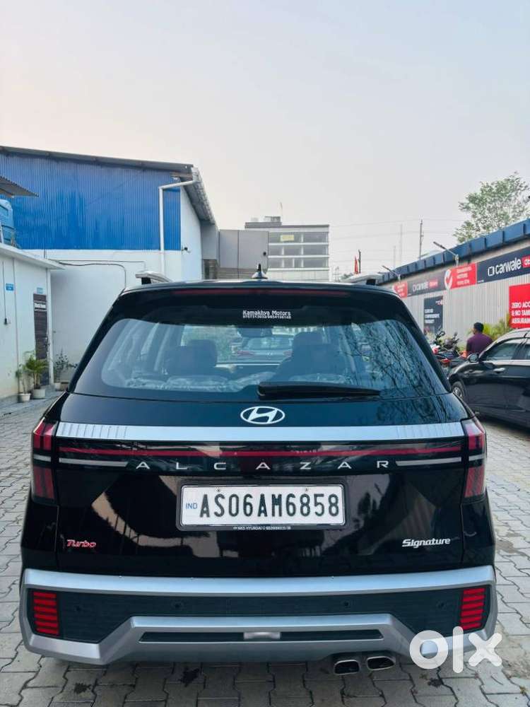 Hyundai Alcazar 1.5 Tdct Signature (o) 7s Petrol, 2024, Petrol