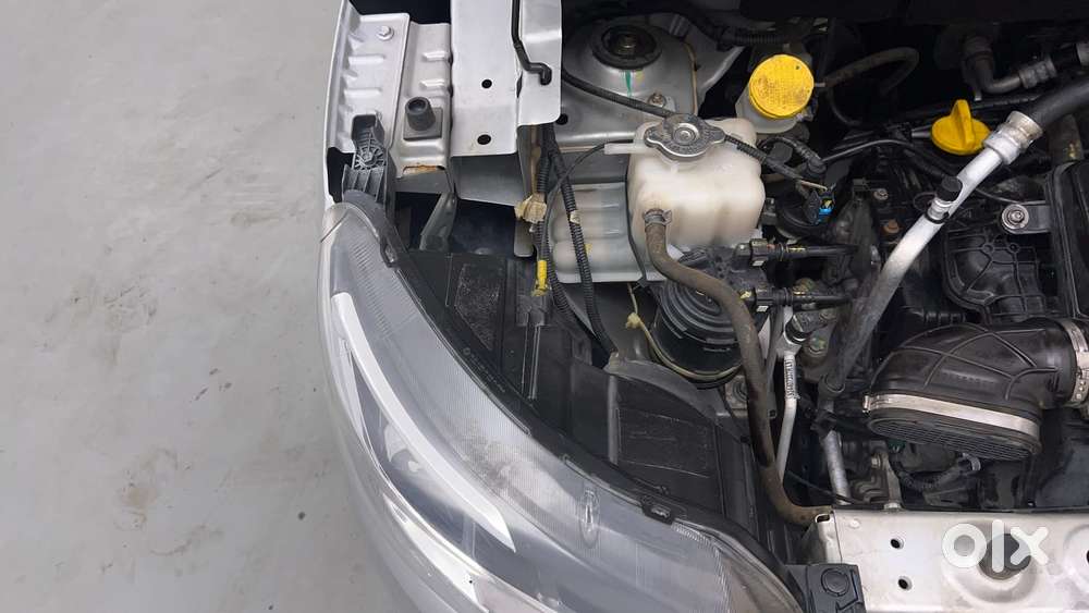 Renault Triber Rxl, 2021, Petrol