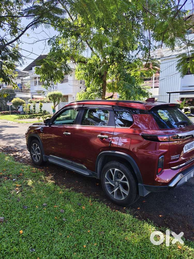 Toyota Urban Cruiser Hyryder 1.5 V Hybrid, 2025, Petrol