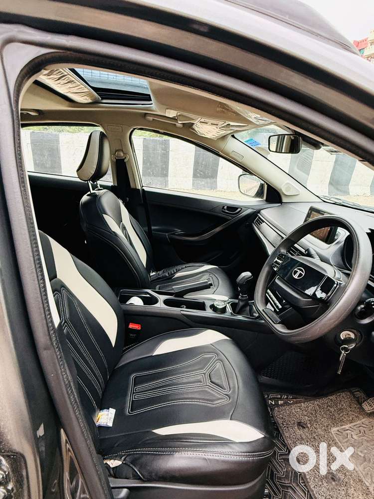 Tata Nexon Smart Plus S 1.2 Revotron Petrol 5 Mt, 2024, Petrol