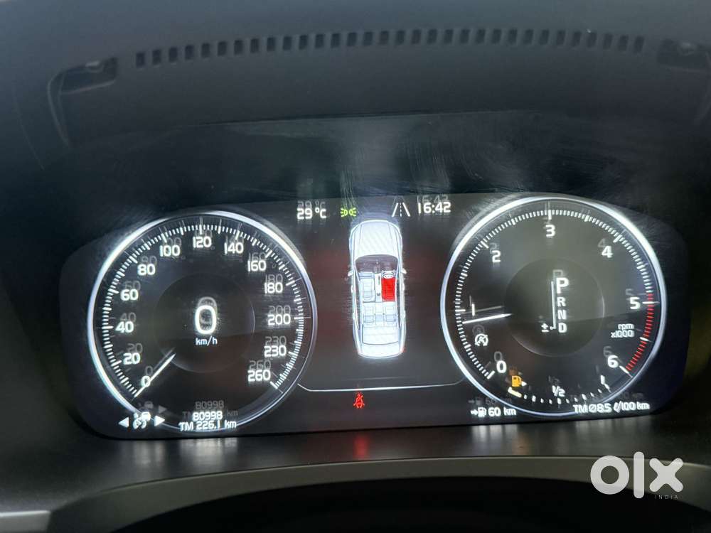 Volvo S90 D4 Momentum, 2019, Diesel