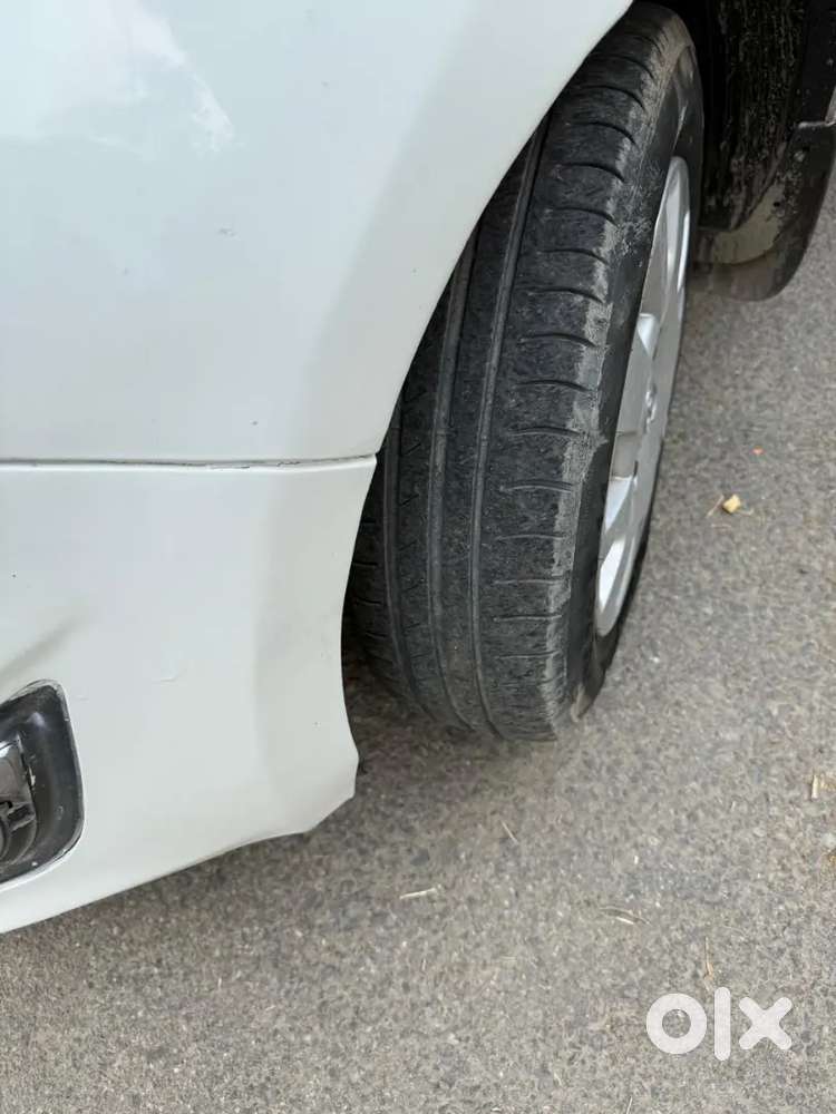 2012 Good Condition  Complete  Documents  Argent Sell