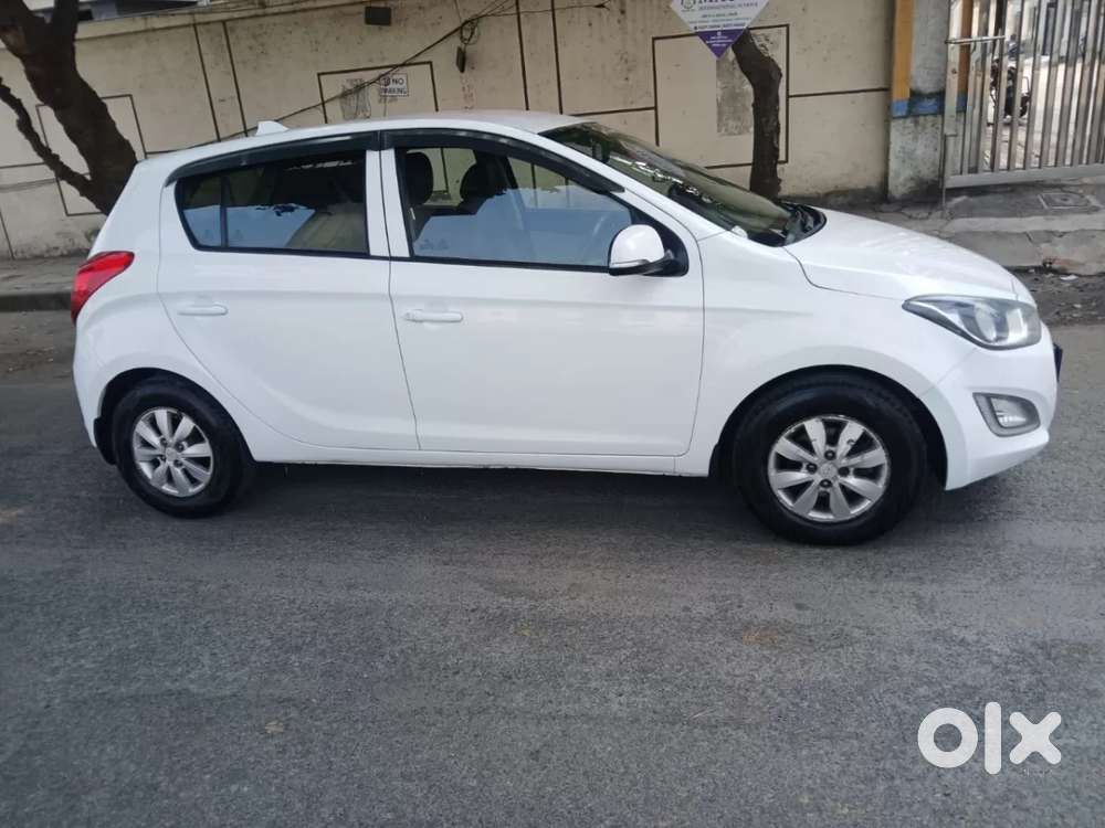 Hyundai I20 Sportz 1.4 Crdi, 2014, Diesel