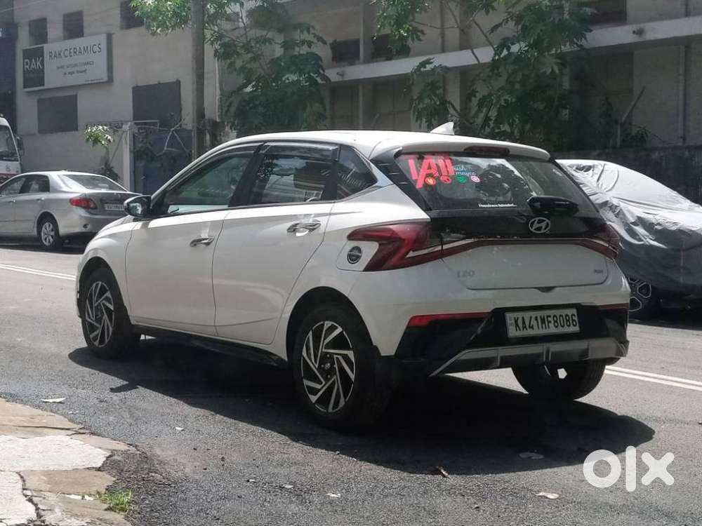 Hyundai I20 Asta (o) 1.2 Ivt, 2025, Petrol