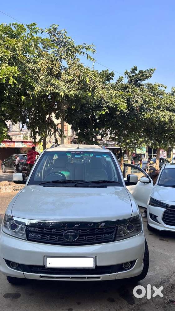 Tata Safari Storme Diesel 2015