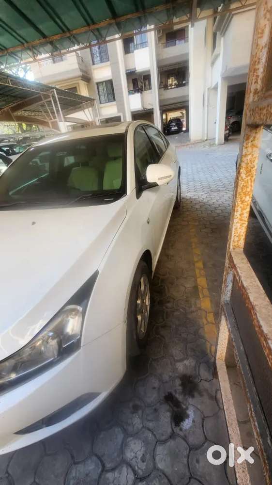 Chevrolet Cruze 2011 Diesel 98000 Km Driven