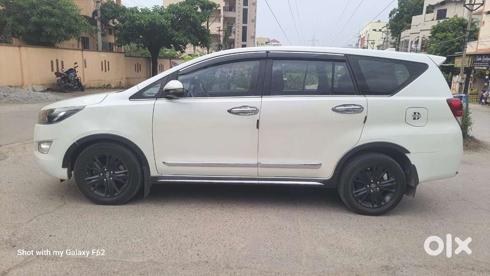 Toyota Innova Crysta Touring Sport 2.4 Mt, 2019, Diesel