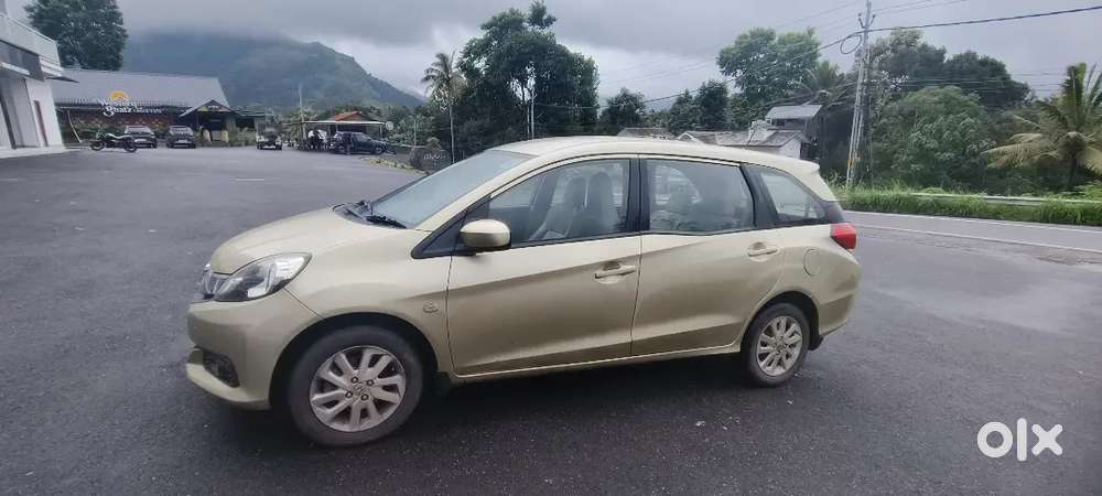 Honda Mobilio V Option 2014 Diesel