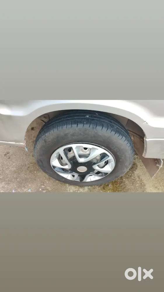 Car Condistion Good &lpg Kit Outside Fited New Tyre