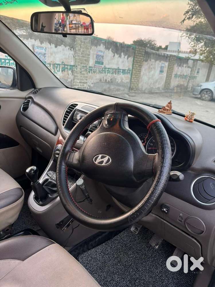 Hyundai I10 2011 Cng & Hybrids Good Condition