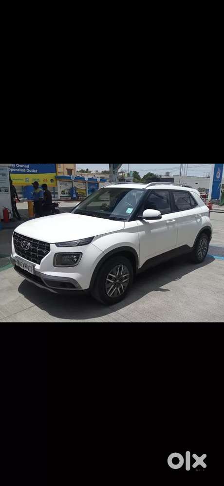 Hyundai Venue 1.5 S (o) Crdi, 2022, Diesel