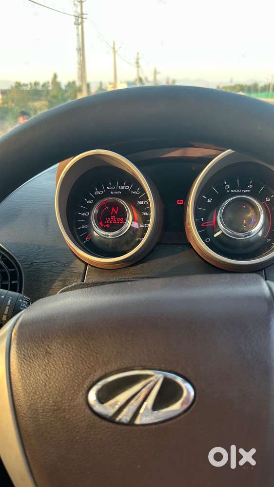 Mahindra Xuv500 2014