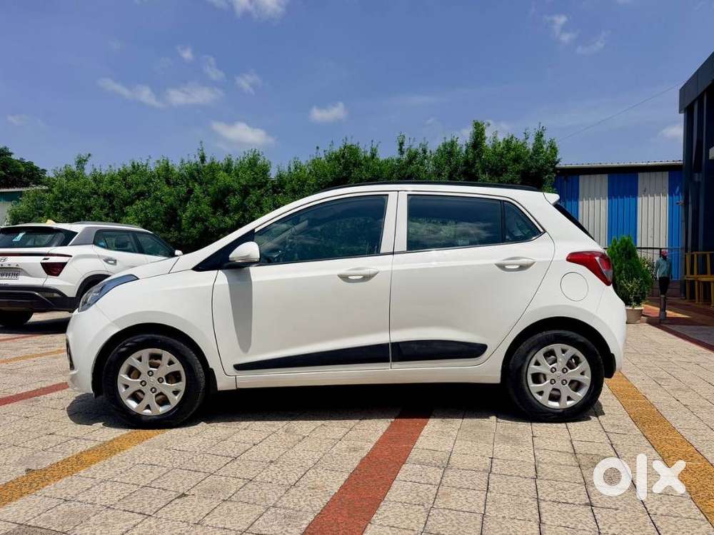 Hyundai Grand I10 Sportz Edition, 2015, Petrol