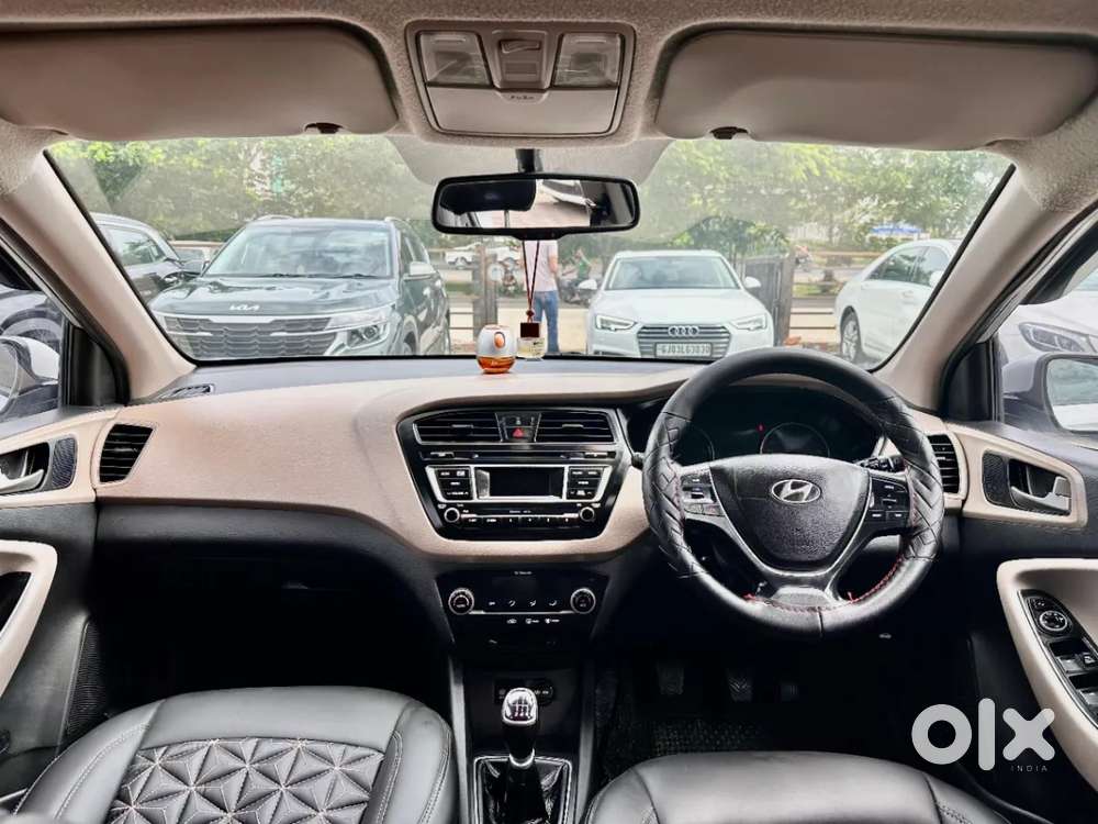 Hyundai Elite I20 Sportz (o) 1.4, 2015, Diesel