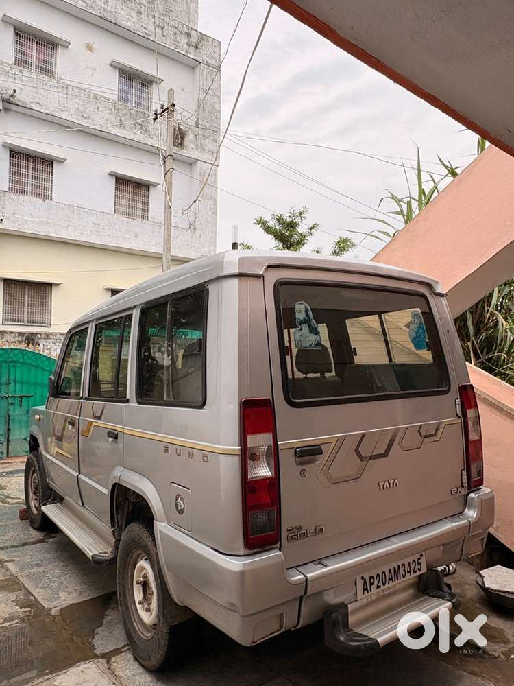 Tata Sumo Gold 2012