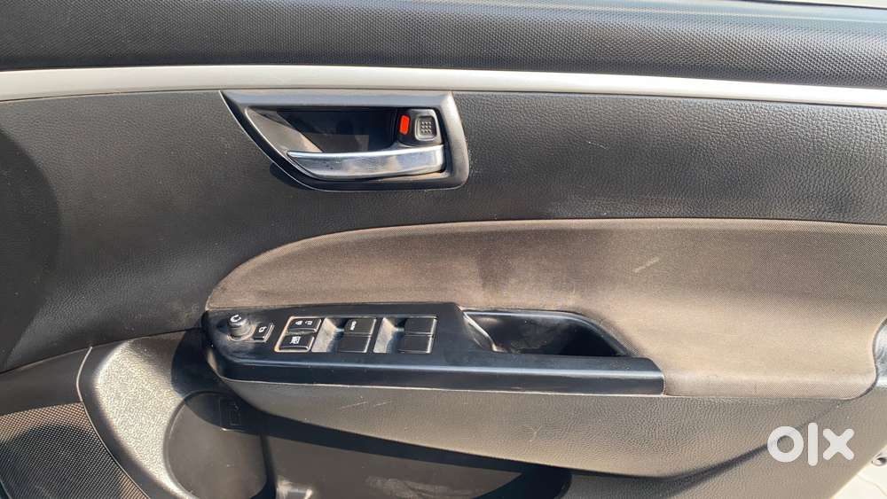 Maruti Suzuki Swift Vxi, 2016, Petrol