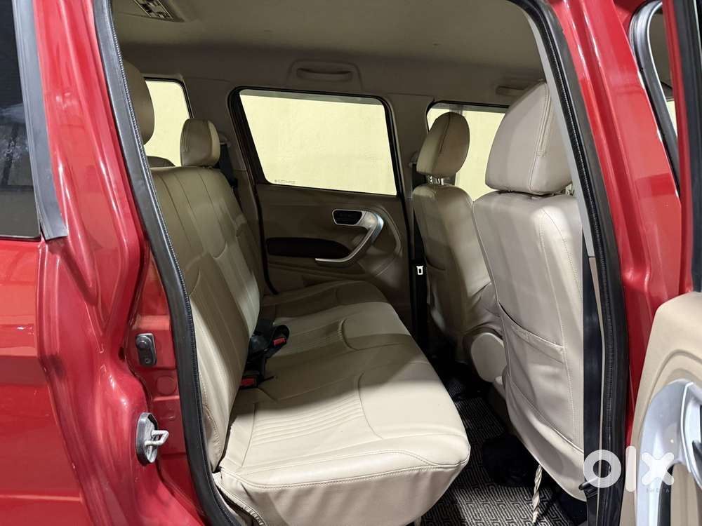 Mahindra Tuv 300 T8, 2016, Diesel