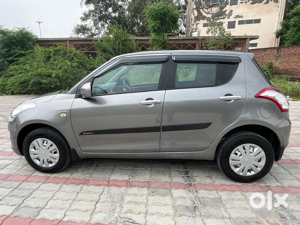 Maruti Suzuki Swift Lxi Optional-o, 2017, Petrol