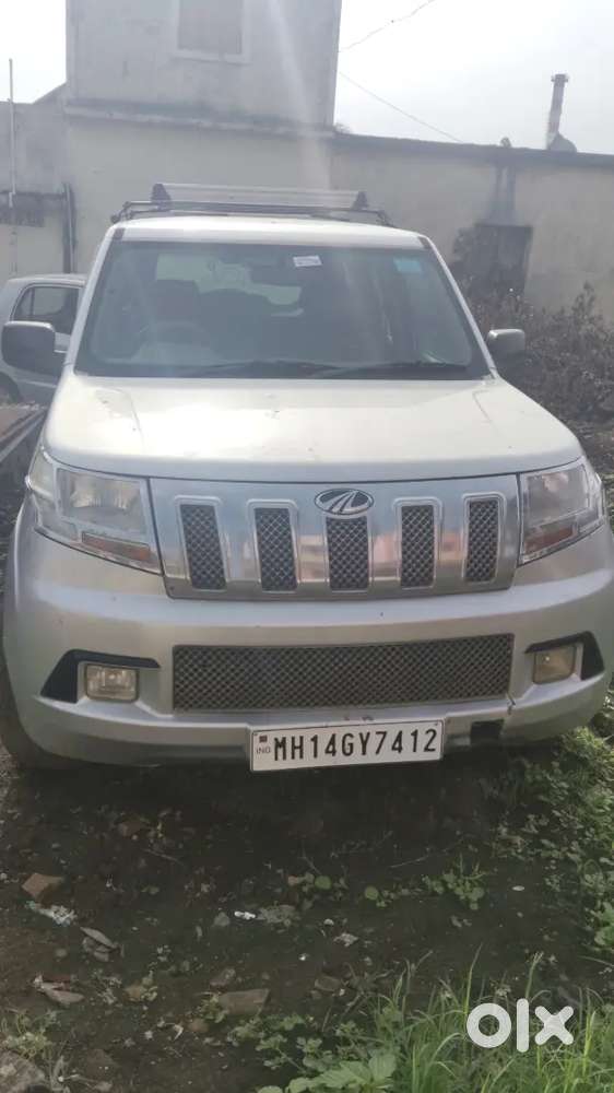 Mahindra Tuv 300 Plus 2018
