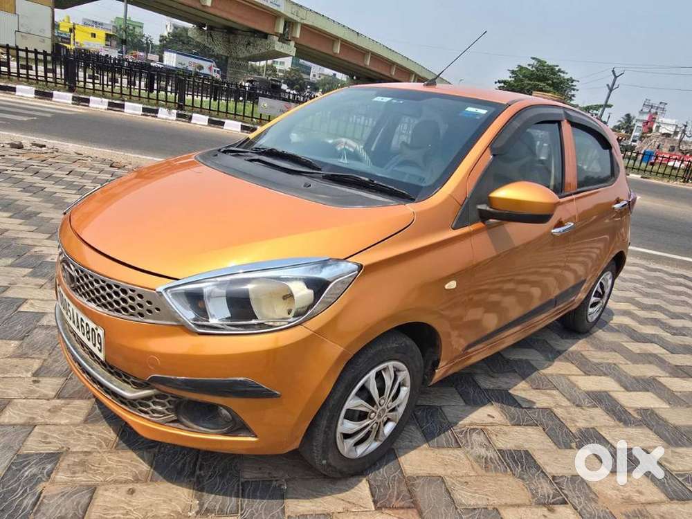 Tata Tiago 1.2 Revotron Xt (o), 2017, Petrol