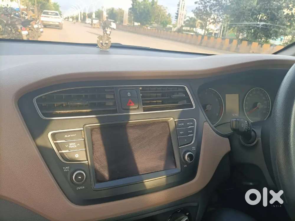 Hyundai I20 Sportz 2020 Silver