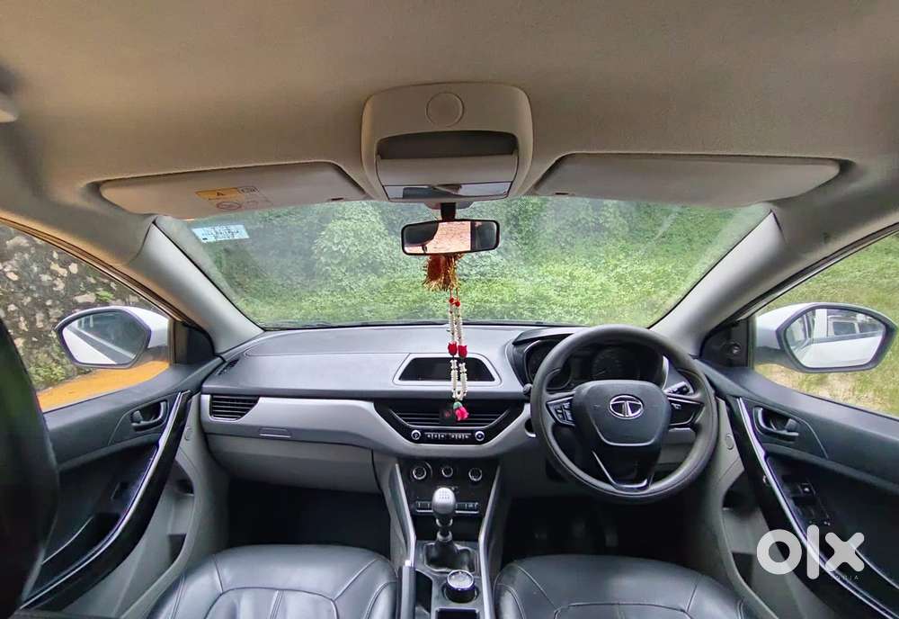 Tata Nexon 1.2 Revotron Xm (s), 2019, Petrol