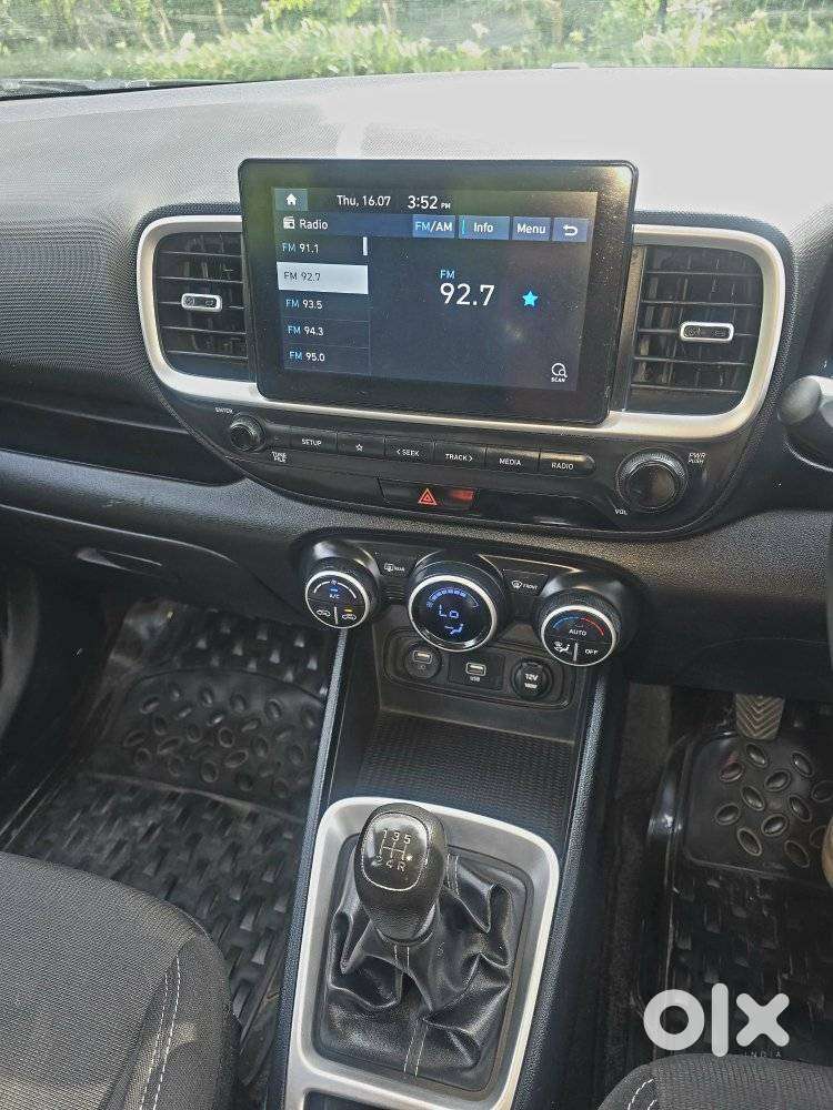 Hyundai Venue 1.2 S Plus, 2021, Petrol