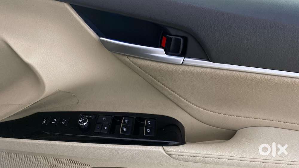 Toyota Camry [2019-ongoing] 2.5 Hybrid, 2021, Petrol