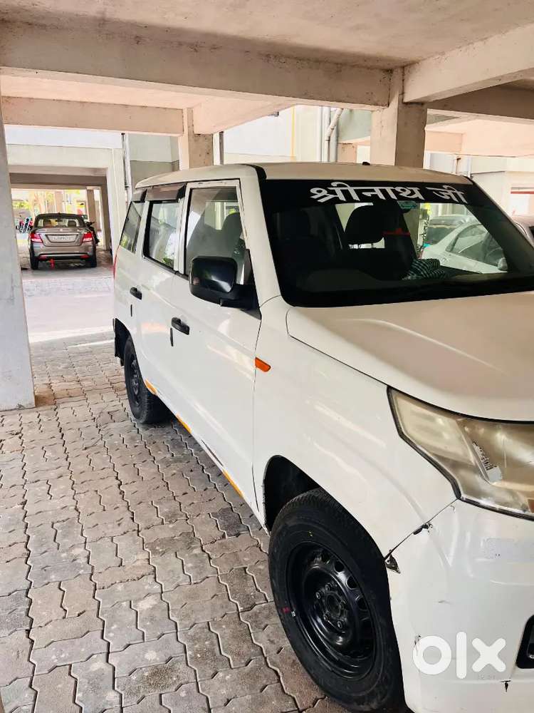 Mahindra Tuv 300 2018