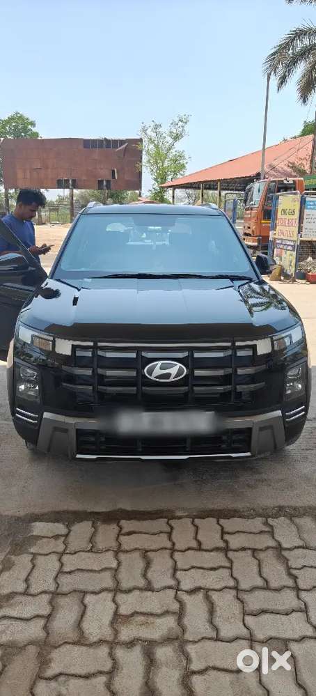 Sell Hyundai Creta E Petrol Manual