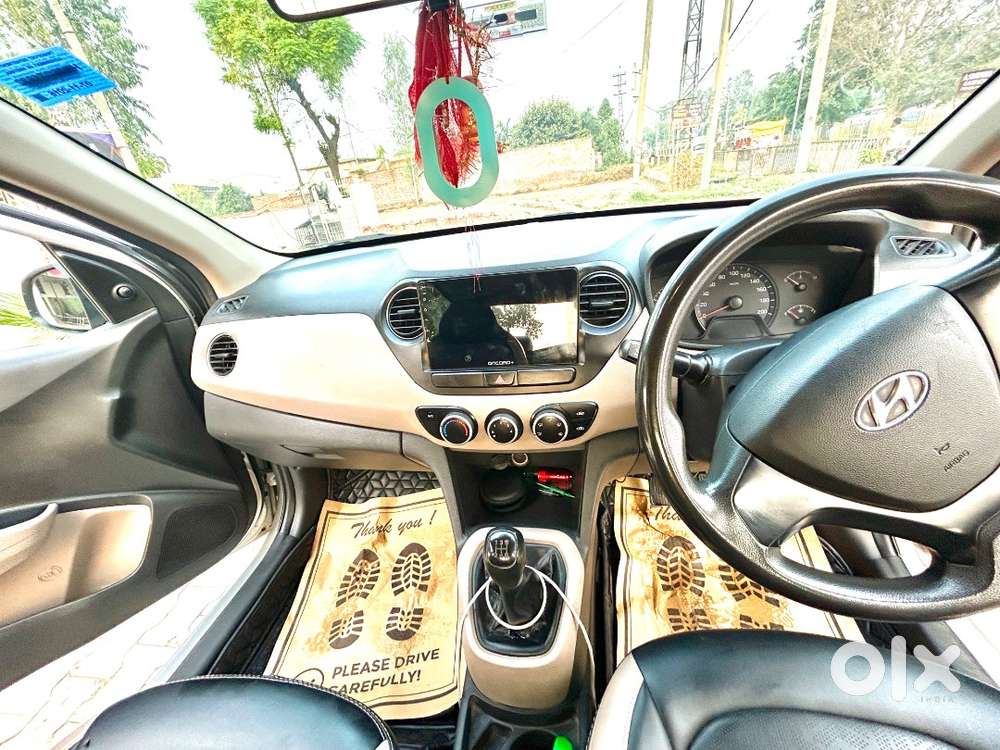 Hyundai Xcent Base 2016