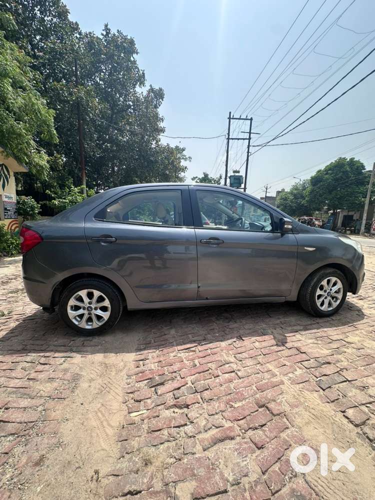 Ford Figo Aspire 2016 Petrol Automatic Top Model Well Maintained