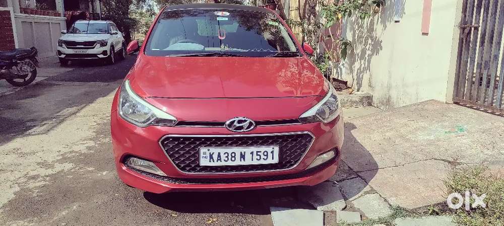 Hyundai Elite I20 2015 Diesel 118000 Km Driven