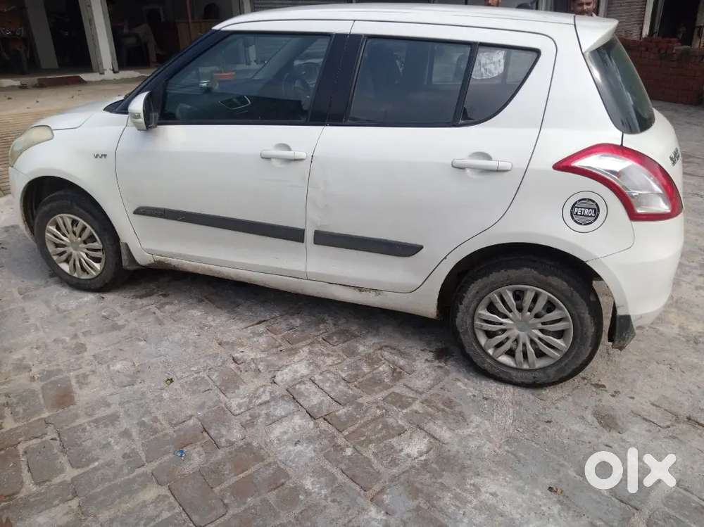 Maruti Suzuki Swift 2011 Petrol