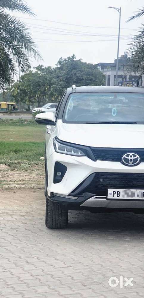 Toyota Fortuner Legender 4x4 At 2.8, 2022, Diesel
