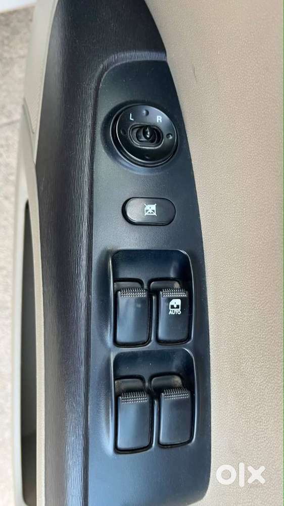Hyundai I10 Sportz At, 2010, Petrol