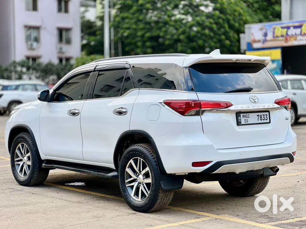 Toyota Fortuner 4x4 Manual Limited Edition, 2018, Diesel